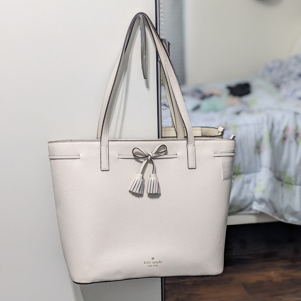 NWT Kate Spade Hayes zip tote bag